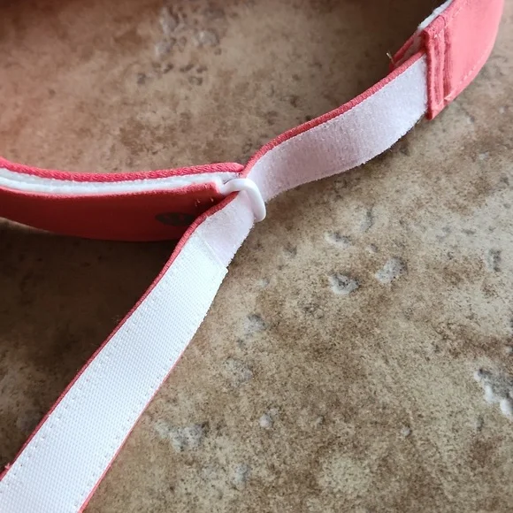 Lululemon Coral Visor Cap Womans One Size - Picture 3 of 10